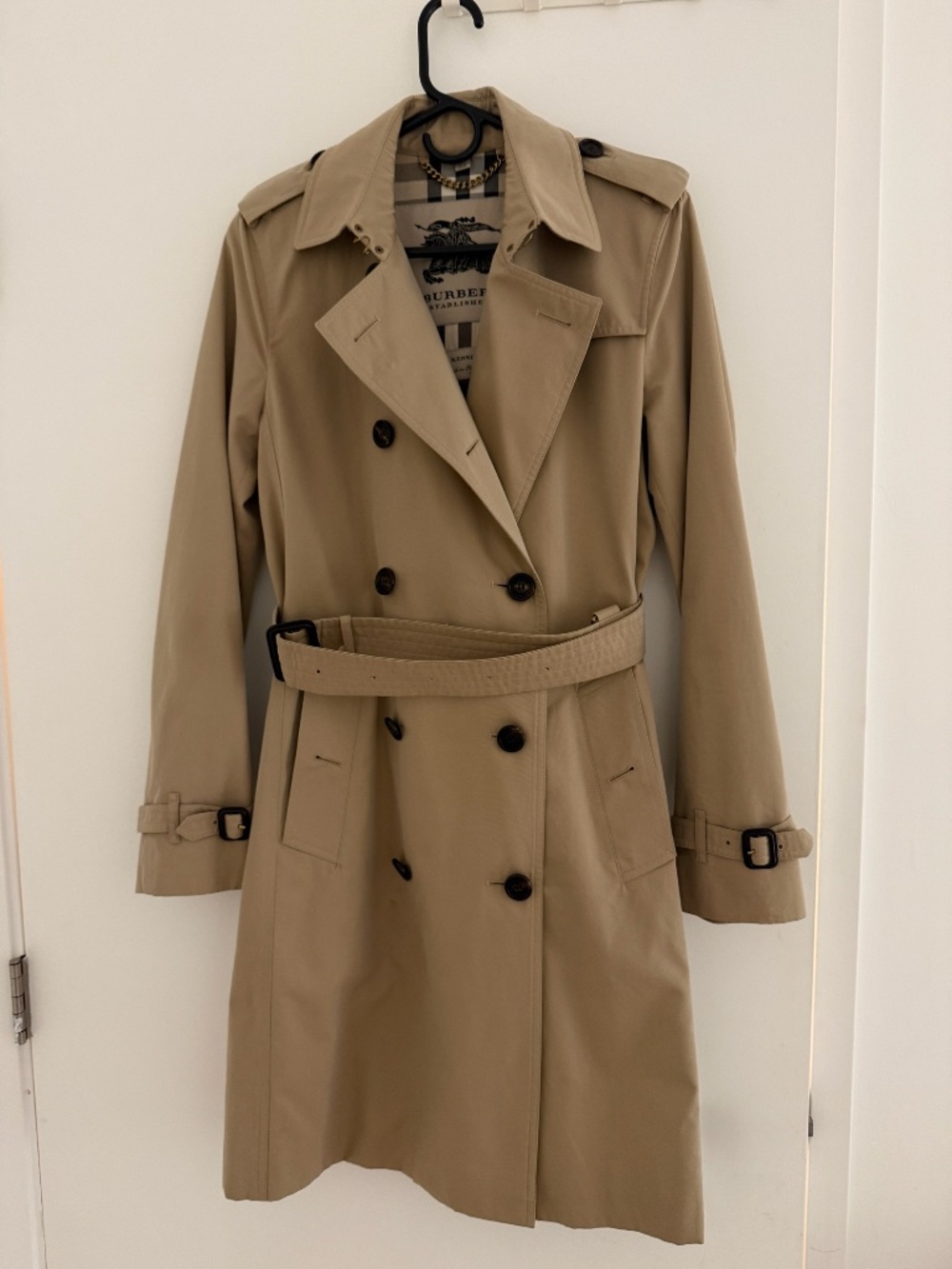 Unworn Burberry The Kensington Long Heritage ClassicTrench Coat Honey Beige US 8 - Picture 8 of 10